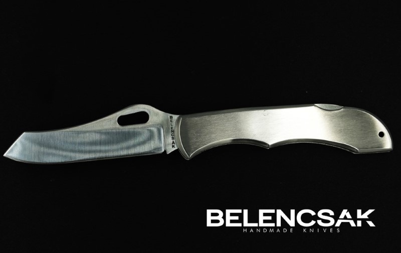 Gull beak knife szélezett